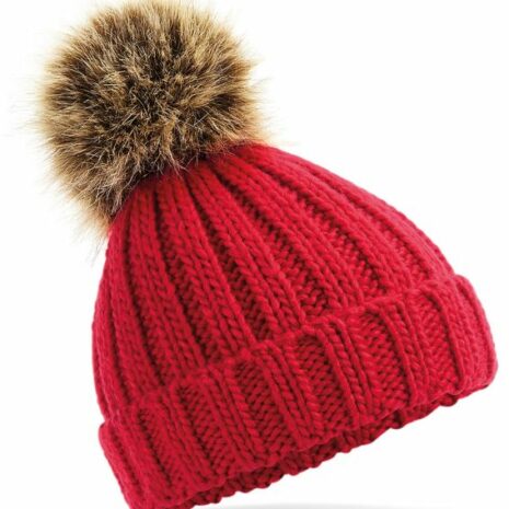 Pom pom beanie